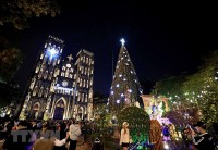 Dự báo thời tiết đêm nay và ngày mai (23-24/12): Hà Nội đêm và sáng trời rét; Bắc Bộ trời rét: Bắc Trung Bộ trời lạnh; nhiều nơi ngày nắng