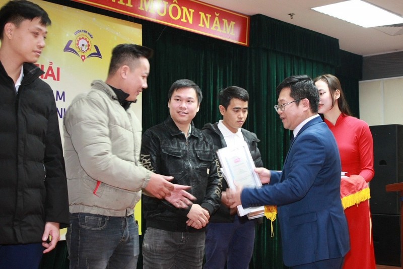 Trao giải cuộc thi viết về ngành đồ uống