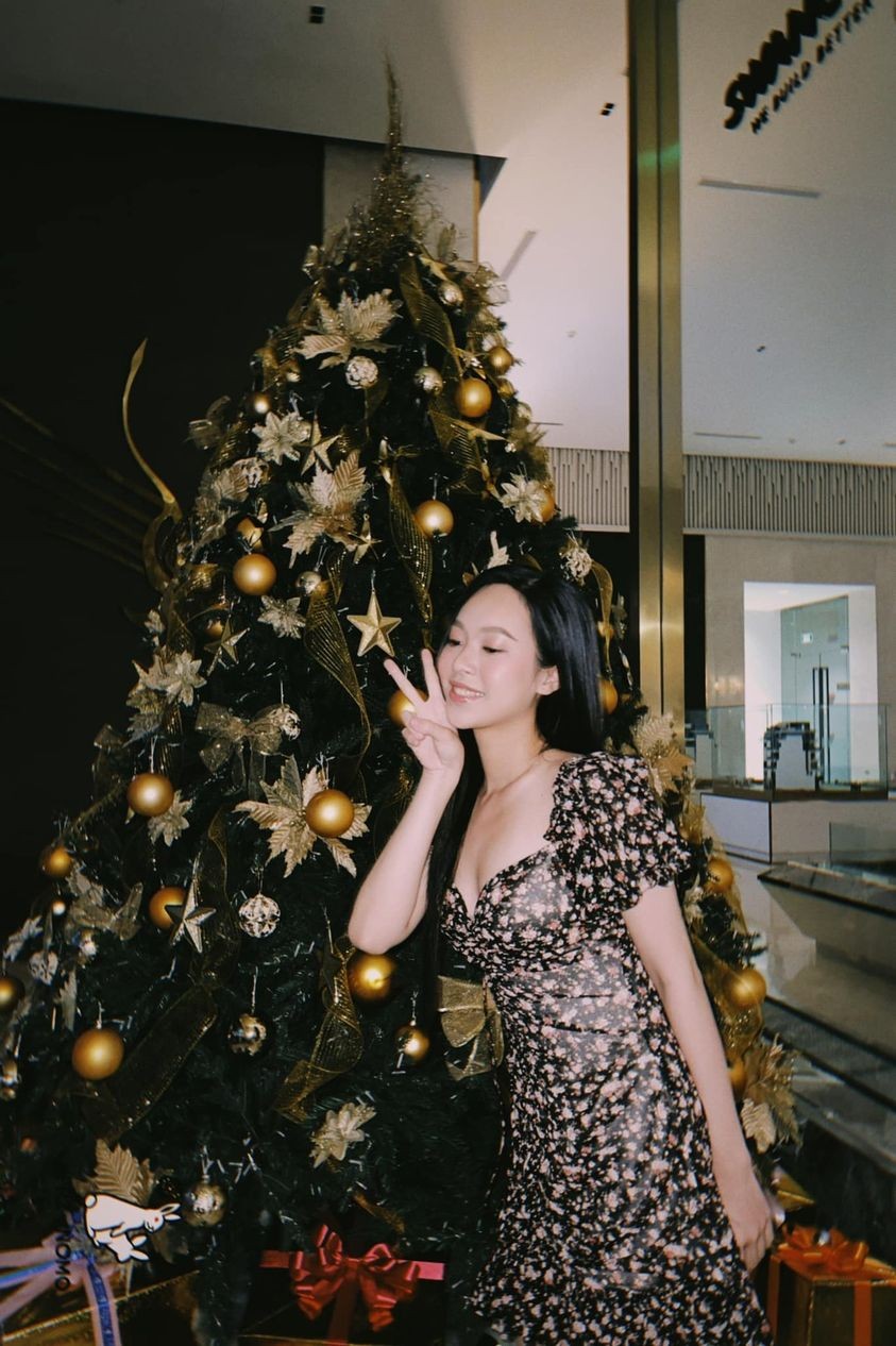 Ảnh đời thường xinh đẹp của Á hậu Trịnh Thùy Linh