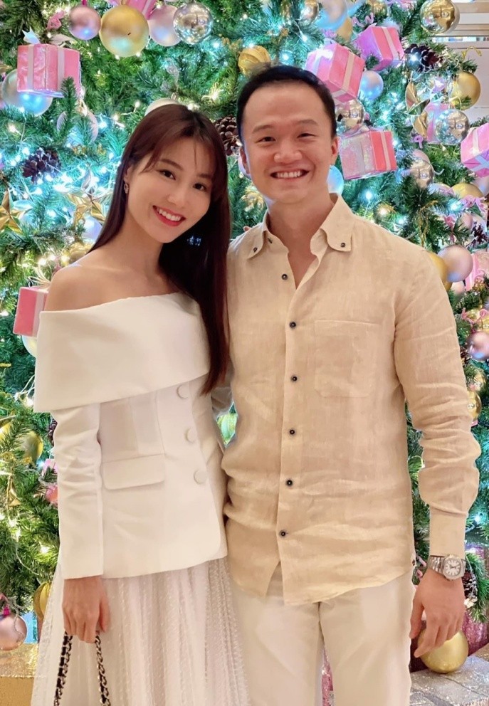 Diễm My 9X được bạn trai doanh nhân cầu hôn ở Australia