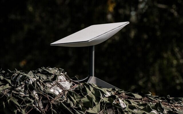 Elon Musk triển khai gần 100 vệ tinh internet tại Iran Elon Musk triển khai gần 100 vệ tinh internet tại Iran