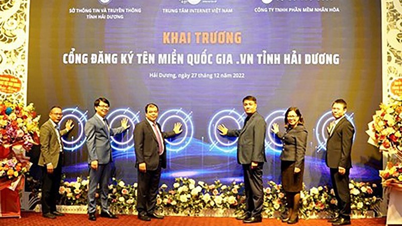 hai duong khai truong cong dang ky ten mien vn tang toc chuyen doi so va ung dung cong nghe thong tin