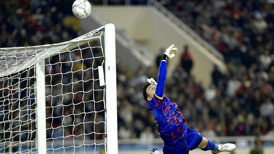 aff cup 2022 thu mon van lam nhan giai cau thu xuat sac nhat tran viet nam vs malaysia