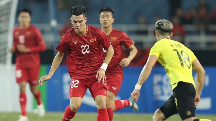 chuyen gia bong da nhan su tro lai doi tuyen viet nam so huu luc luong manh dong deu cac tuyen