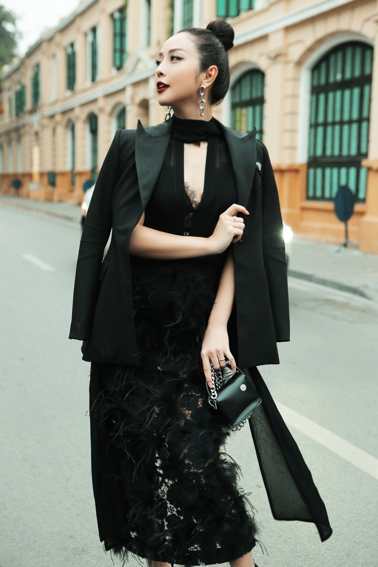 Hoa hậu Jennifer Phạm