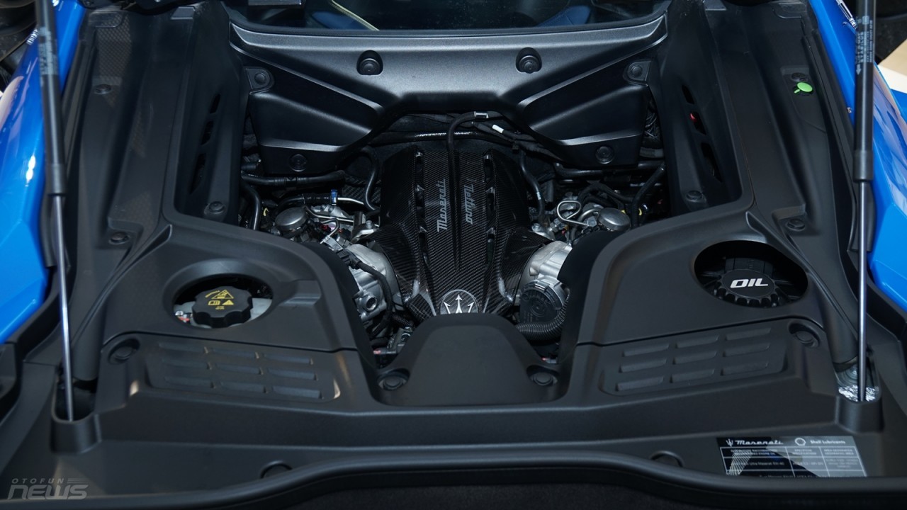 Cận cảnh Maserati MC20 có mặt tại Việt Nam, giá 16 tỷ đồng