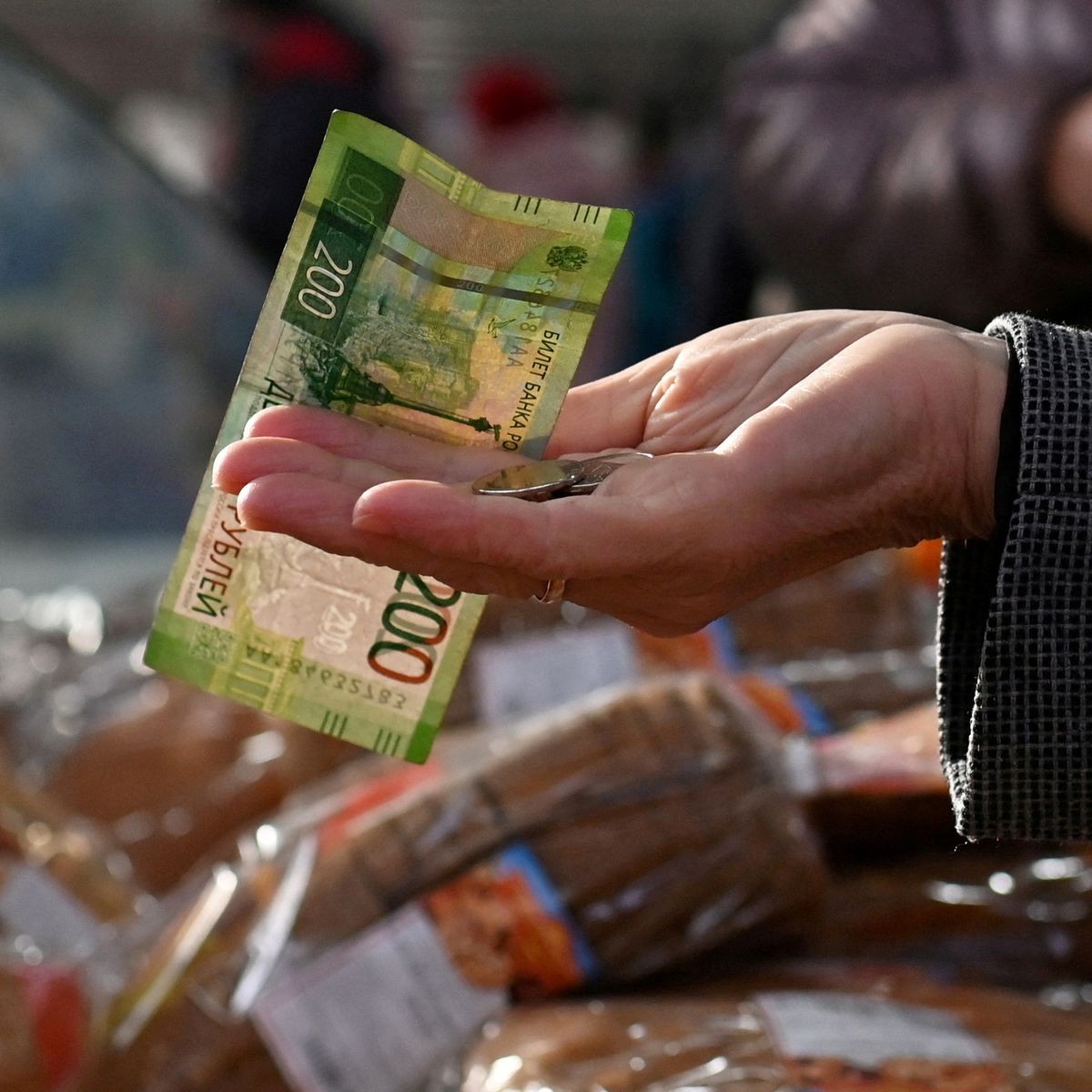 Đồng rouble của Nga tiếp tục suy yếu. (Nguồn: Reuters) Đồng rouble của Nga tiếp tục suy yếu. (Nguồn: Reuters)