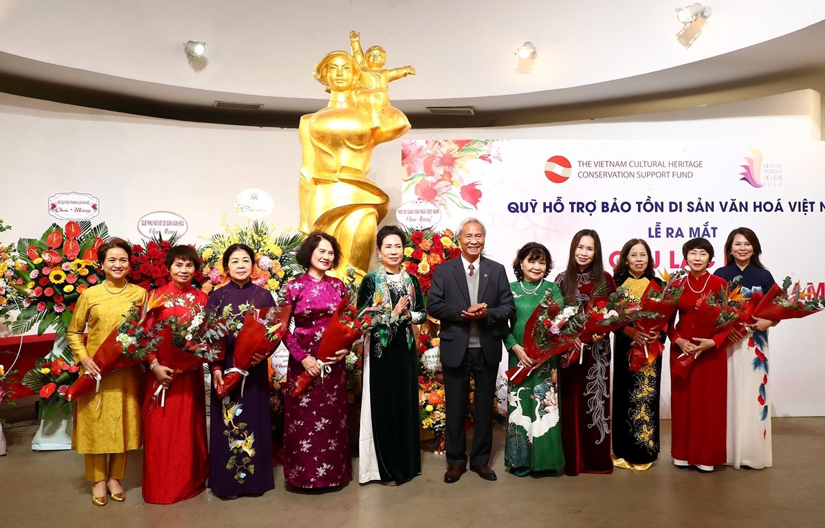 Ra mắt Câu lạc bộ Di sản Áo dài Việt Nam Ra mắt Câu lạc bộ Di sản Áo dài Việt Nam