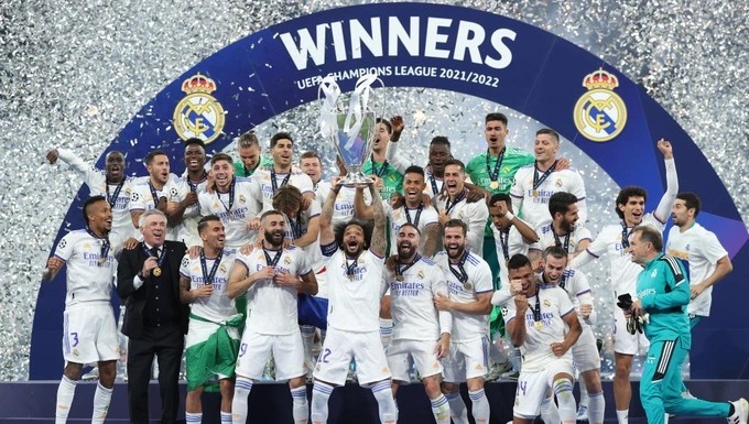 Những sự kiện ấn tượng của làng bóng đá thế giới năm 2022