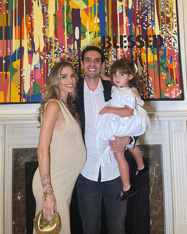 Các huyền thoại sân cỏ chào năm mới Các huyền thoại sân cỏ chào năm mới