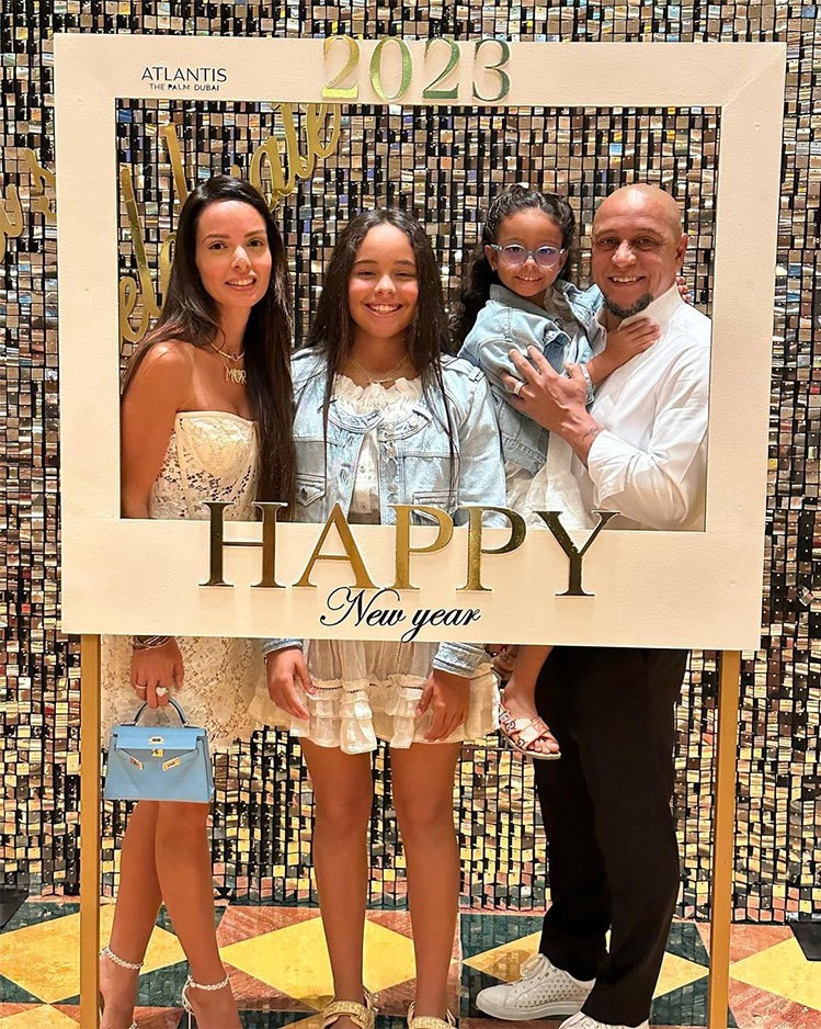 Các huyền thoại sân cỏ chào năm mới Các huyền thoại sân cỏ chào năm mới