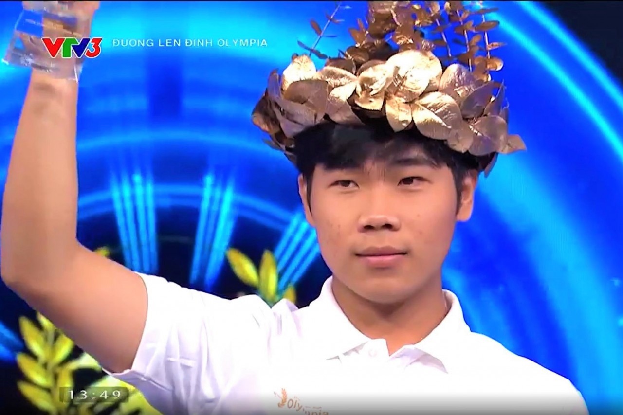 Nam sinh Hà Nội giành vé đầu tiên vào chung kết Đường lên đỉnh Olympia năm 2023
