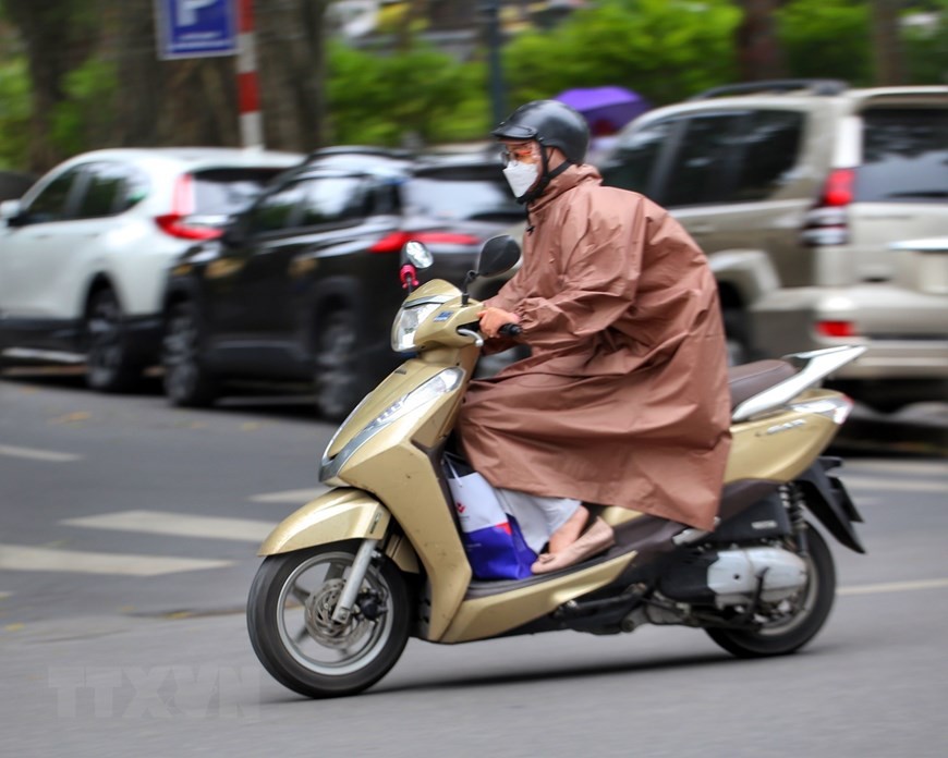 Dự báo thời tiết đêm nay và ngày mai (4-5/1): Hà Nội, Bắc Bộ trời rét, mưa nhỏ vài nơi; Nam Trung Bộ, Tây Nguyên mưa vừa đến rất to; Tây Bắc có nắng Dự báo thời tiết đêm nay và ngày mai (4-5/1): Hà Nội, Bắc Bộ trời rét, mưa nhỏ vài nơi; Nam Trung Bộ, Tây Nguyên mưa vừa đến rất to; Tây Bắc có nắng