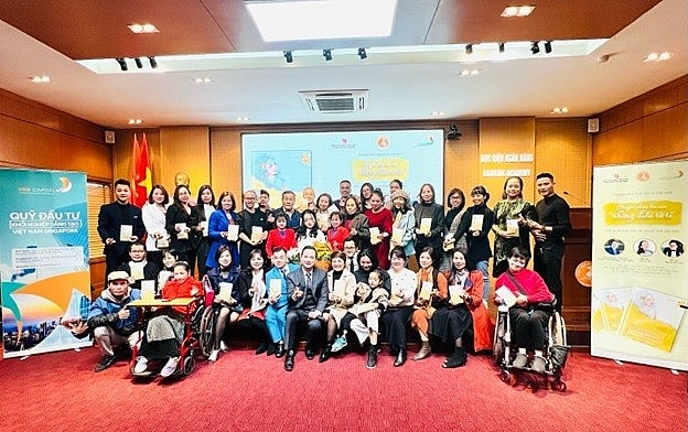 Chủ tịch Quỹ đầu tư Việt Nam-Singapore: Phát triển doanh nghiệp để mang giá trị bền vững cho cộng đồng và xã hội Chủ tịch Quỹ đầu tư Việt Nam-Singapore: Phát triển doanh nghiệp để mang giá trị bền vững cho cộng đồng và xã hội