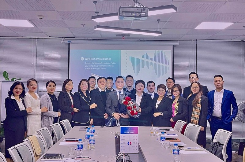 Chủ tịch Quỹ đầu tư Việt Nam-Singapore: Phát triển doanh nghiệp để mang giá trị bền vững cho cộng đồng và xã hội Chủ tịch Quỹ đầu tư Việt Nam-Singapore: Phát triển doanh nghiệp để mang giá trị bền vững cho cộng đồng và xã hội