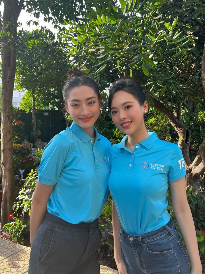 Sao Việt: Hoa hậu Lương Thùy Linh đọ dáng cùng Á hậu Trịnh Thùy Linh Sao Việt: Hoa hậu Lương Thùy Linh đọ dáng cùng Á hậu Trịnh Thùy Linh