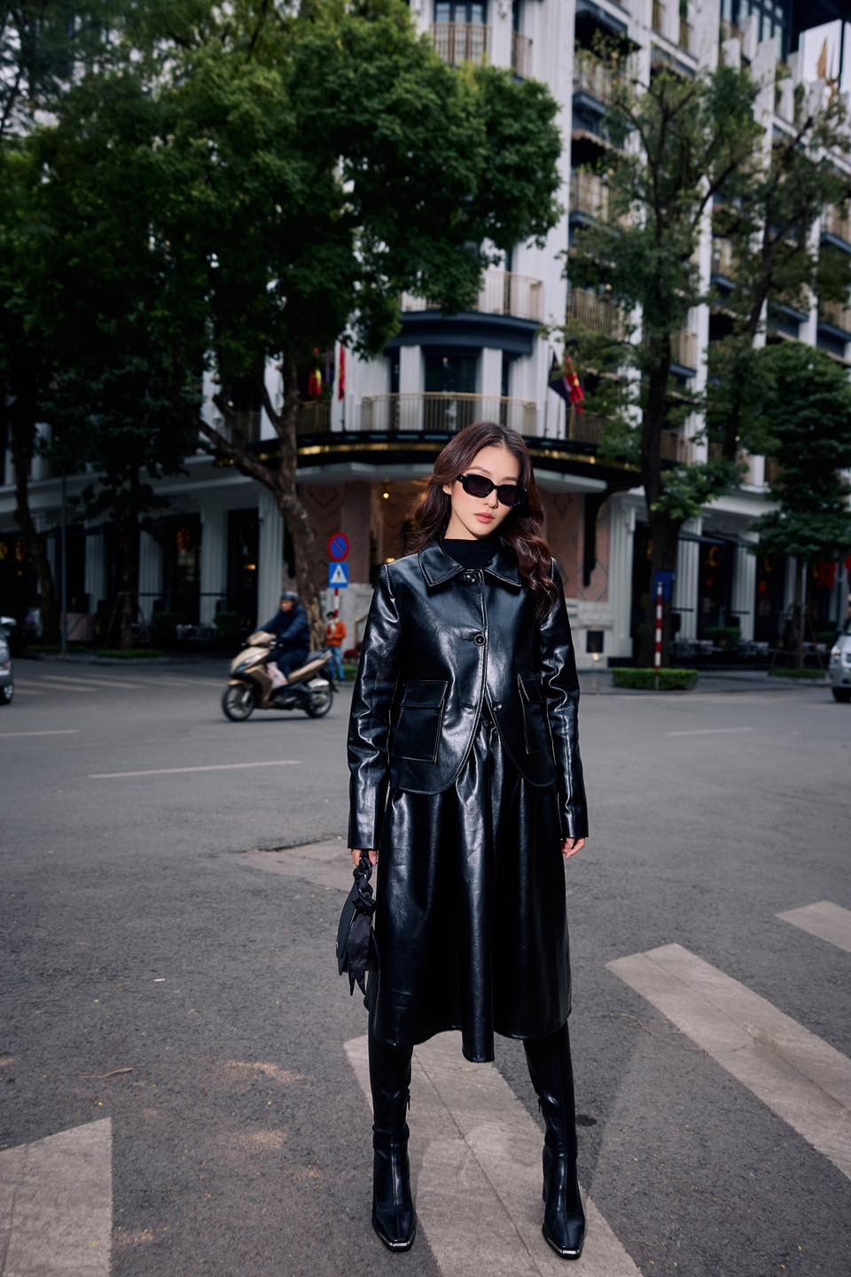 Sao Việt: Hoa hậu Lương Thùy Linh đọ dáng cùng Á hậu Trịnh Thùy Linh Sao Việt: Hoa hậu Lương Thùy Linh đọ dáng cùng Á hậu Trịnh Thùy Linh