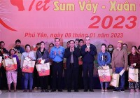 Thủ tướng Phạm Minh Chính dự Chương trình ‘Tết Sum vầy - Xuân gắn kết’ năm 2023