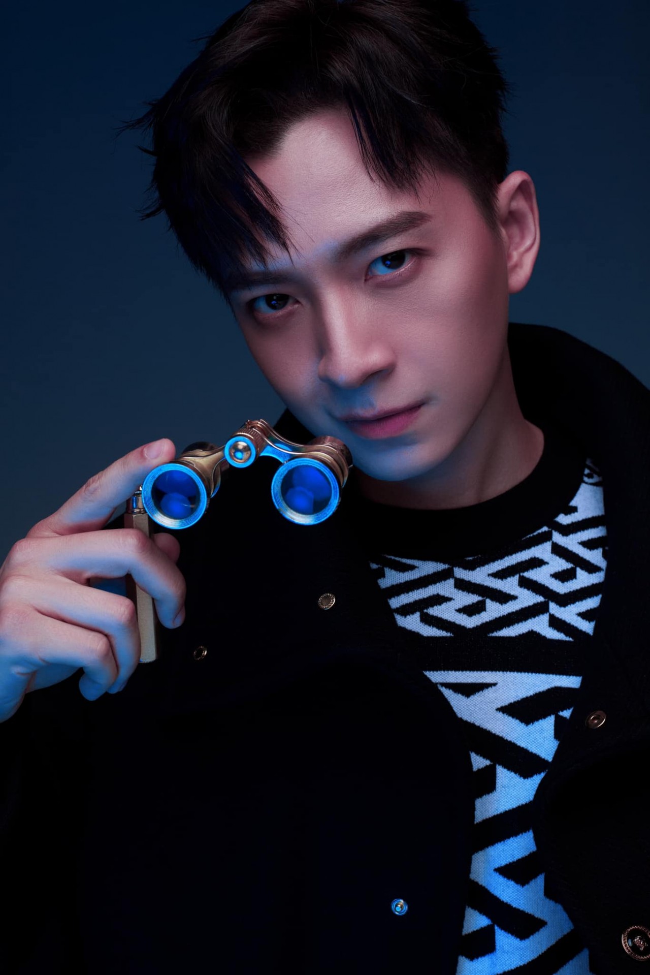 Ngô Kiến Huy đăng ảnh lịch lãm Ngô Kiến Huy đăng ảnh lịch lãm