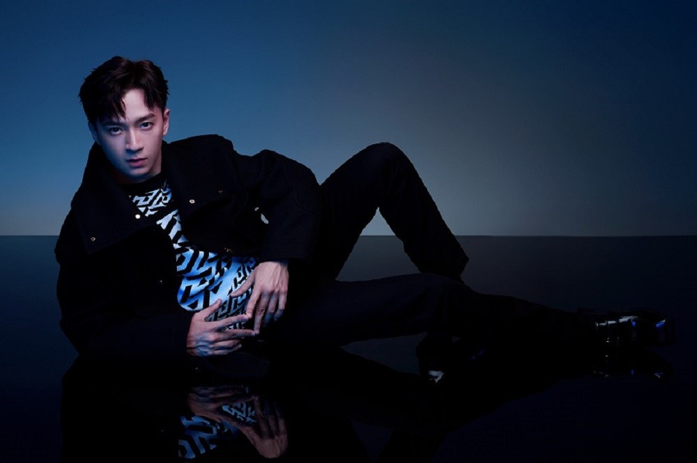 Ngô Kiến Huy đăng ảnh lịch lãm Ngô Kiến Huy đăng ảnh lịch lãm