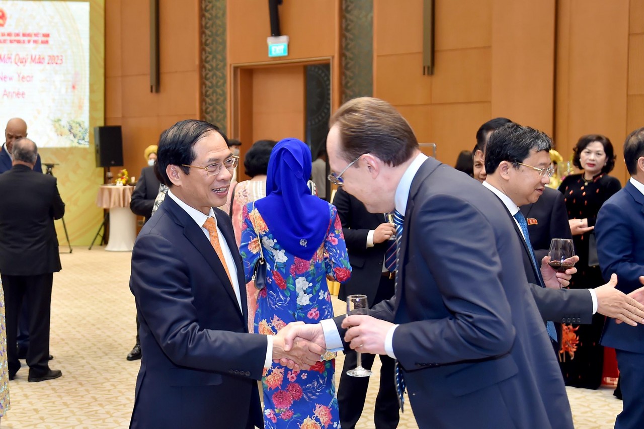 Thủ tướng Phạm Minh Chính và Phu nhân chiêu đãi Đoàn Ngoại giao nhân dịp Tết cổ truyền Quý Mão 2023