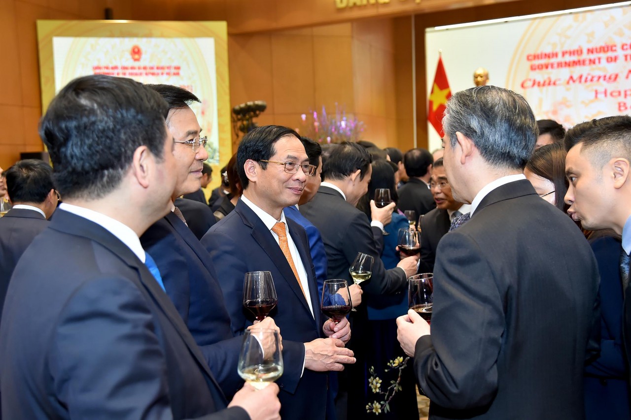 Thủ tướng Phạm Minh Chính và Phu nhân chiêu đãi Đoàn Ngoại giao nhân dịp Tết cổ truyền Quý Mão 2023