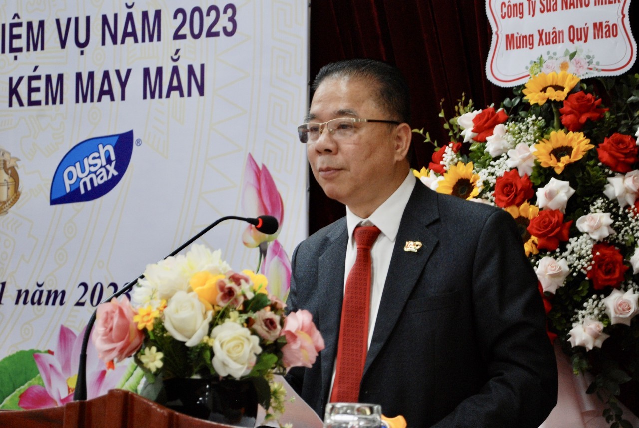 Tết sẻ chia cùng Truyền hình Việt – Đức. Nhà báo Đạo diễn Nguyễn Trọng Thắng- Tổng Giám đốc Trung tâm Truyền hình Việt – Đức Phát biểu Khai mạc sự kiện. (Ảnh: PV) Tết sẻ chia cùng Truyền hình Việt – Đức. Nhà báo Đạo diễn Nguyễn Trọng Thắng- Tổng Giám đốc Trung tâm Truyền hình Việt – Đức Phát biểu Khai mạc sự kiện. (Ảnh: PV)