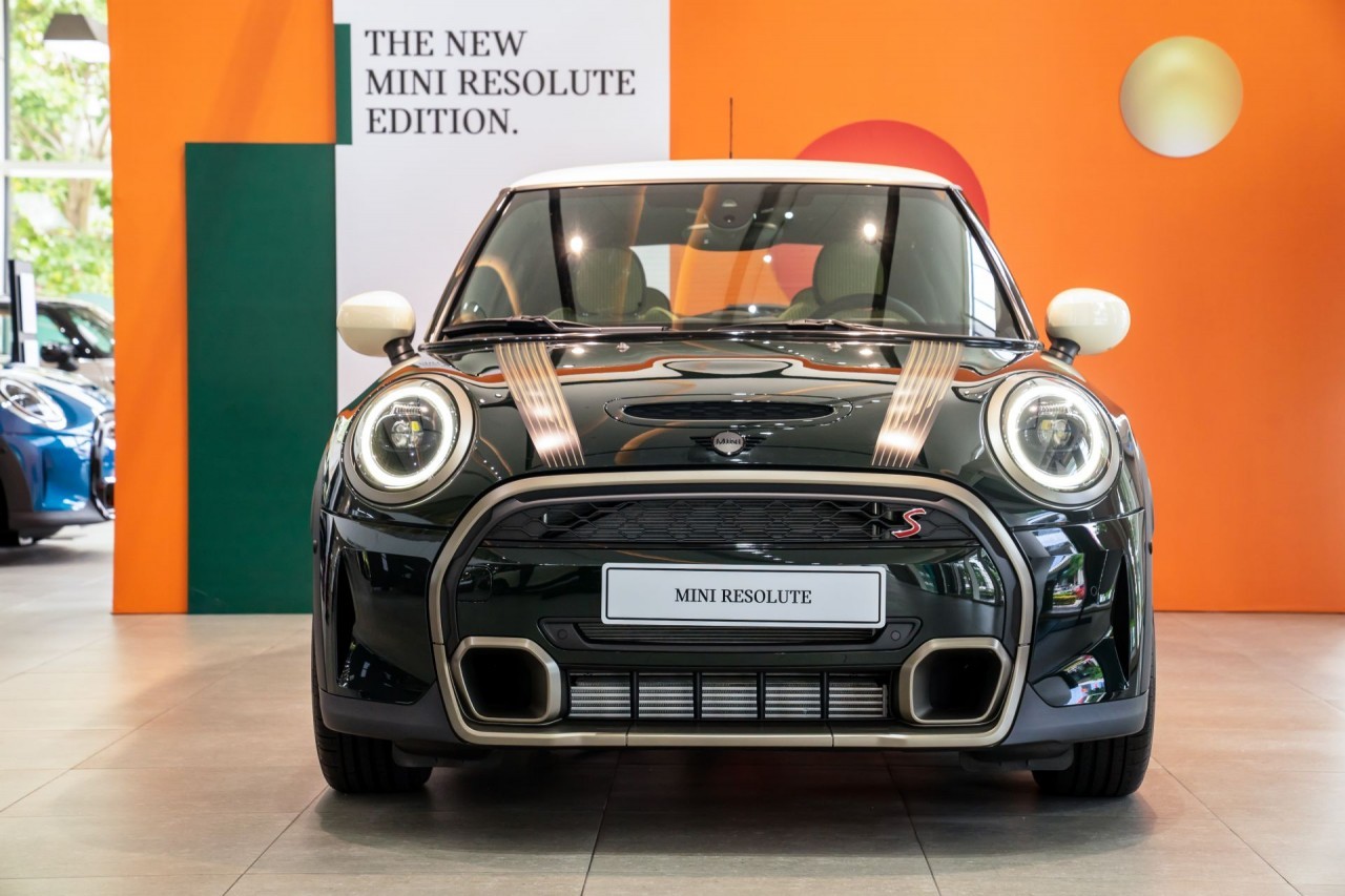Mini Cooper S 3 cửa Resolute Edition có mặt tại Việt Nam, giá gần 2,3 tỷ đồng