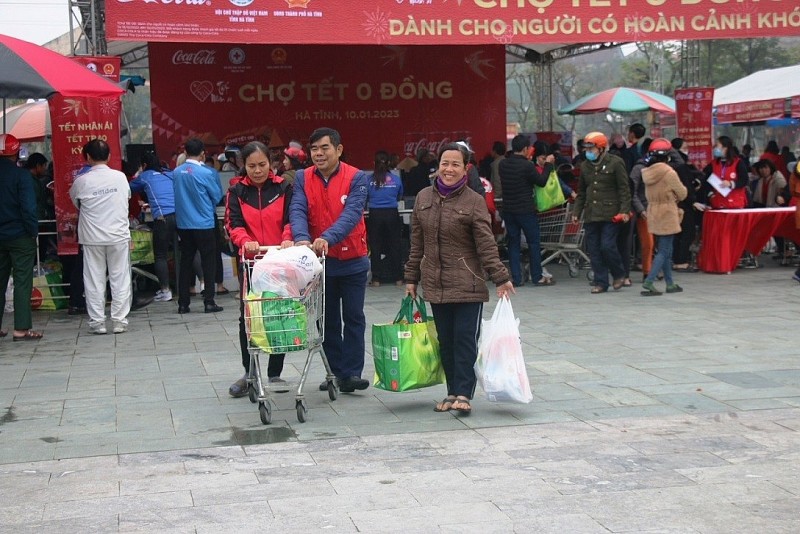 Ý nghĩa chương trình 'Chợ Tết 0 đồng' cho người nghèo, người có hoàn cảnh khó khăn