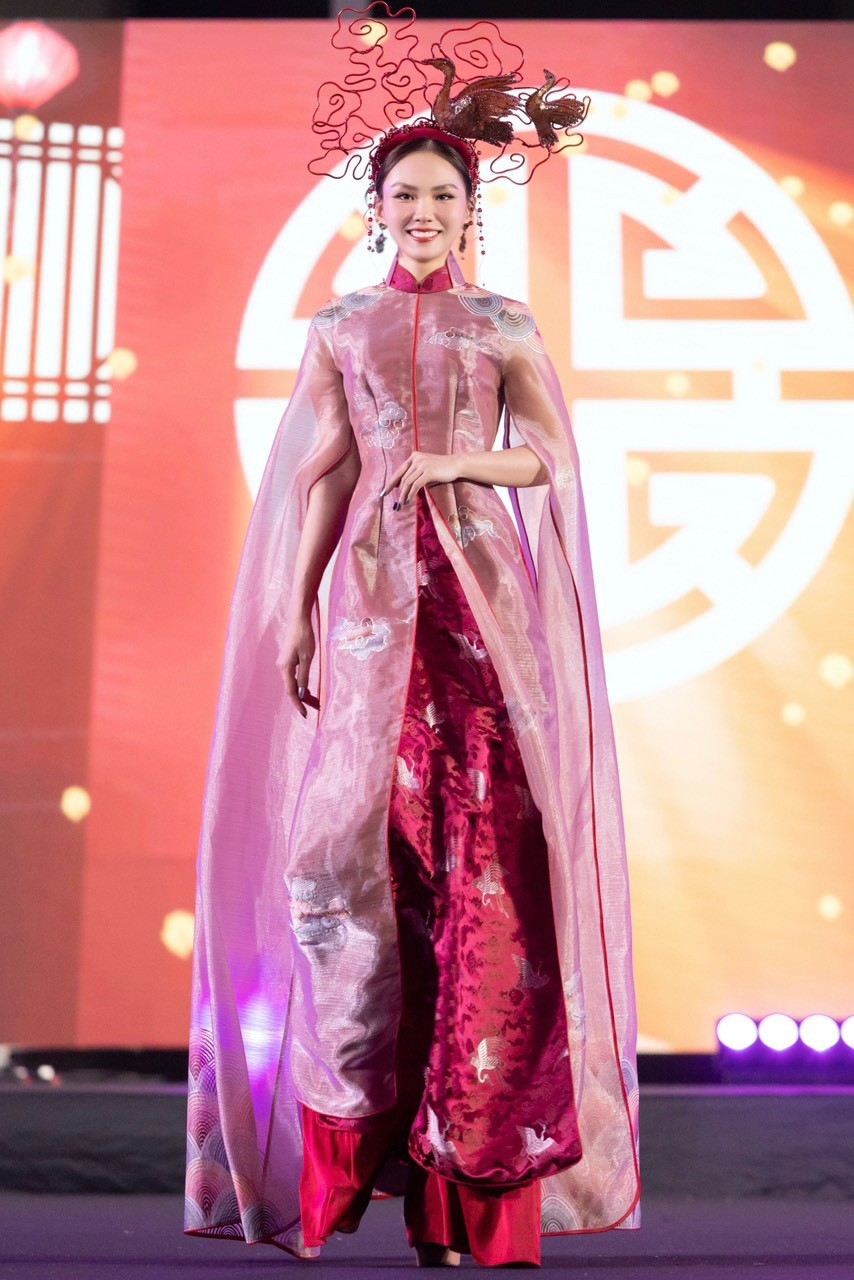 Hoa hậu Mai Phương