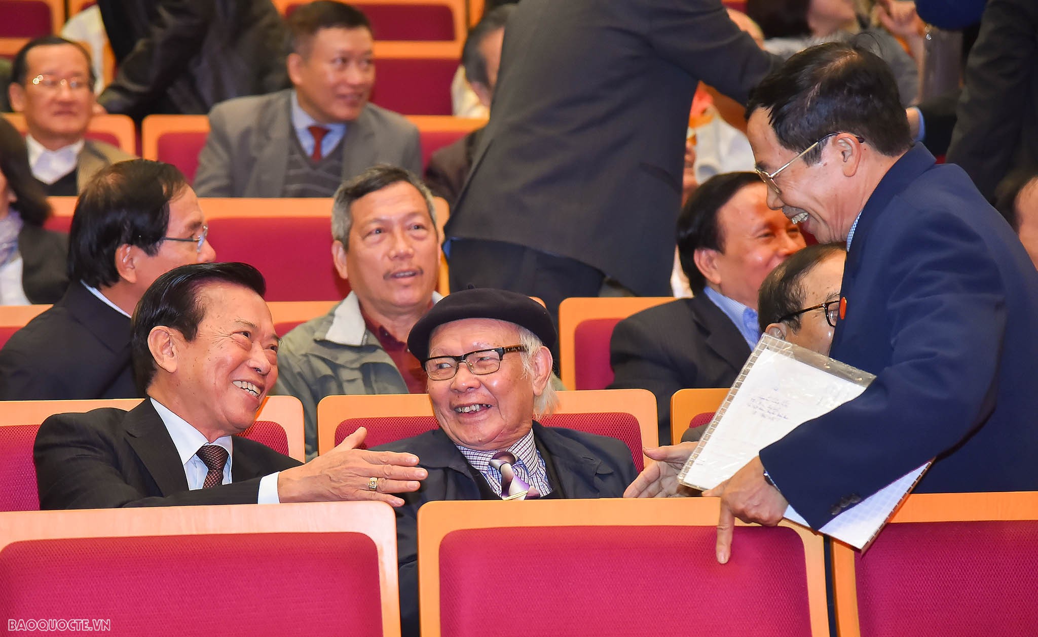 Bộ trưởng Bùi Thanh Sơn chúc Tết cán bộ hưu trí Bộ Ngoại giao Bộ trưởng Bùi Thanh Sơn chúc Tết cán bộ hưu trí Bộ Ngoại giao