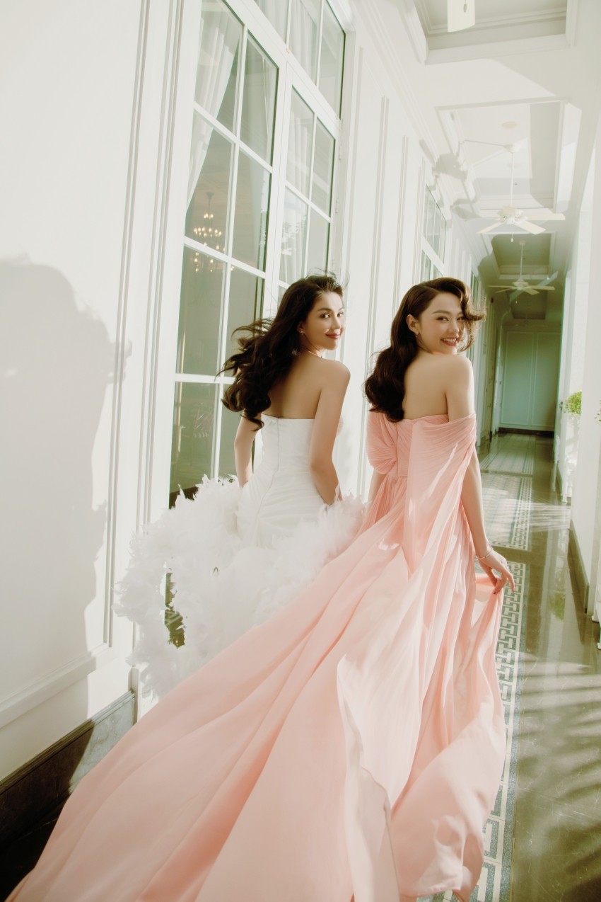 Minh Hằng, Ngọc Trinh sexy