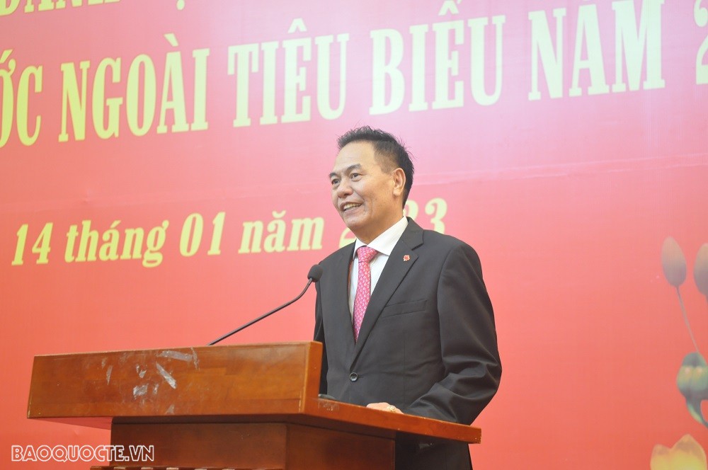 (01.14) Ông Nguyễn Hoài Bắc, kiều bào từ Canada, phát biểu tại buổi lễ. (Ảnh: Minh Quân) (01.14) Ông Nguyễn Hoài Bắc, kiều bào từ Canada, phát biểu tại buổi lễ. (Ảnh: Minh Quân)