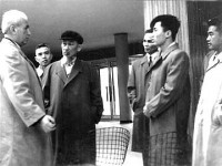 'Vòng ngoài Paris'