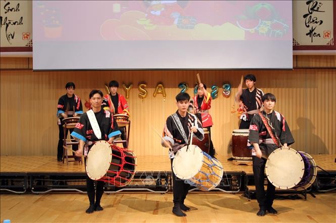 Xuân Quý Mão 2023: 'Xuân gắn kết, Tết tình thân' tại Nhật Bản Xuân Quý Mão 2023: 'Xuân gắn kết, Tết tình thân' tại Nhật Bản