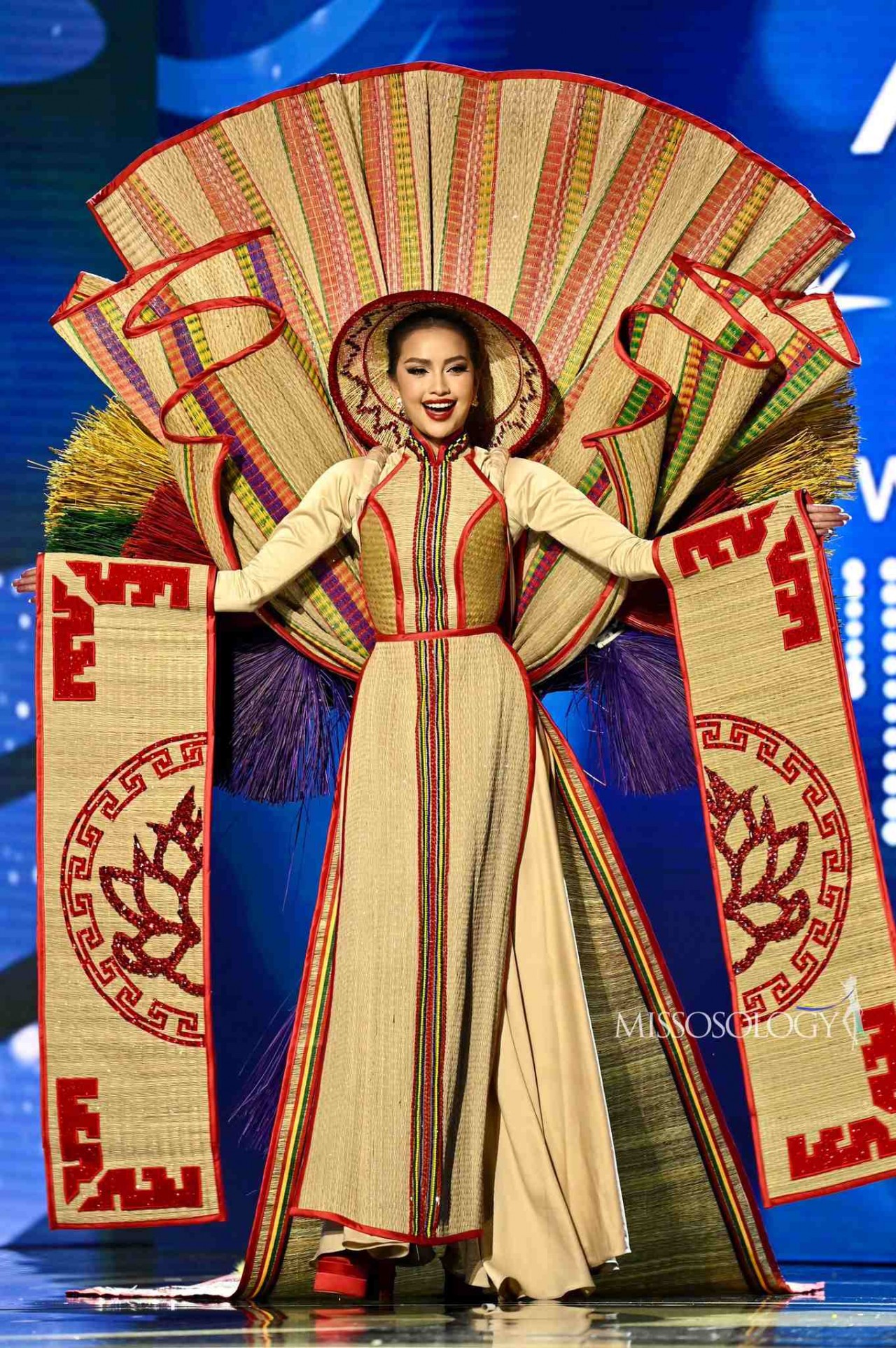 Hoa hậu Ngọc Châu trong trang phục dân tộc. (Nguồn: Fanpage Missosology) Hoa hậu Ngọc Châu trong trang phục dân tộc. (Nguồn: Fanpage Missosology)