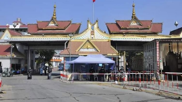 myanmartrung quoc mo cua tro lai cua khau bien gioi quan trong