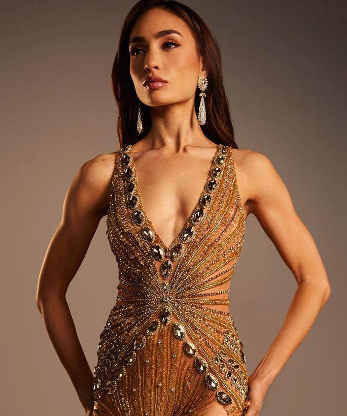 Nhan sắc tân Hoa hậu Hoàn Vũ