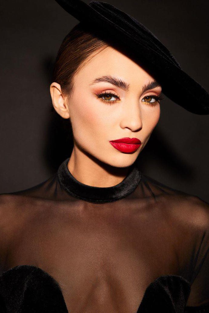 Nhan sắc tân Hoa hậu Hoàn Vũ