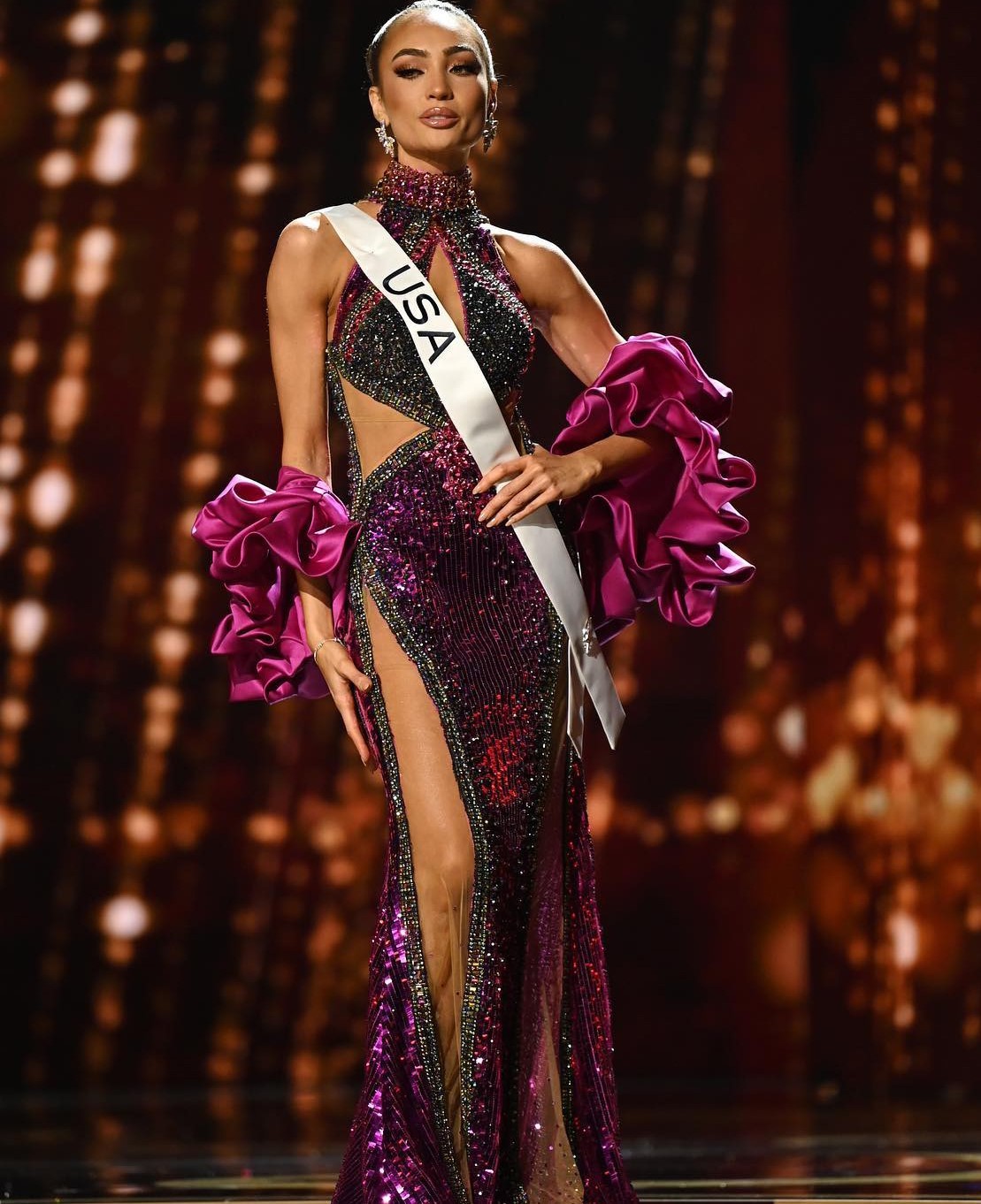 Nhan sắc tân Hoa hậu Hoàn Vũ