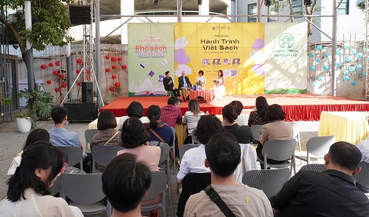 Hành trình để có cuốn sách mang tên mình Hành trình để có cuốn sách mang tên mình