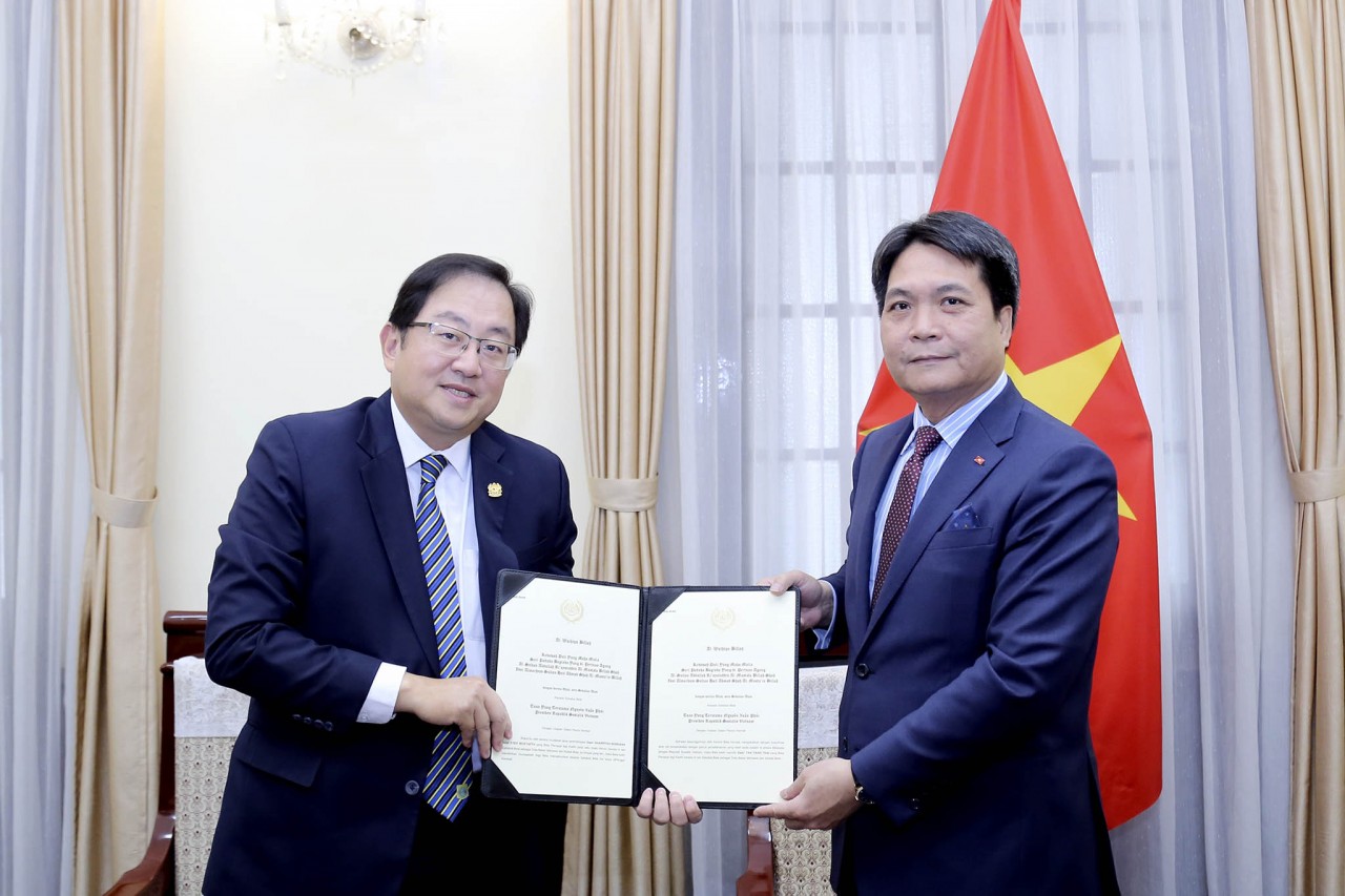 Tiếp nhận bản sao Thư Ủy nhiệm bổ nhiệm Đại sứ Malaysia và Đại sứ UAE tại Việt Nam