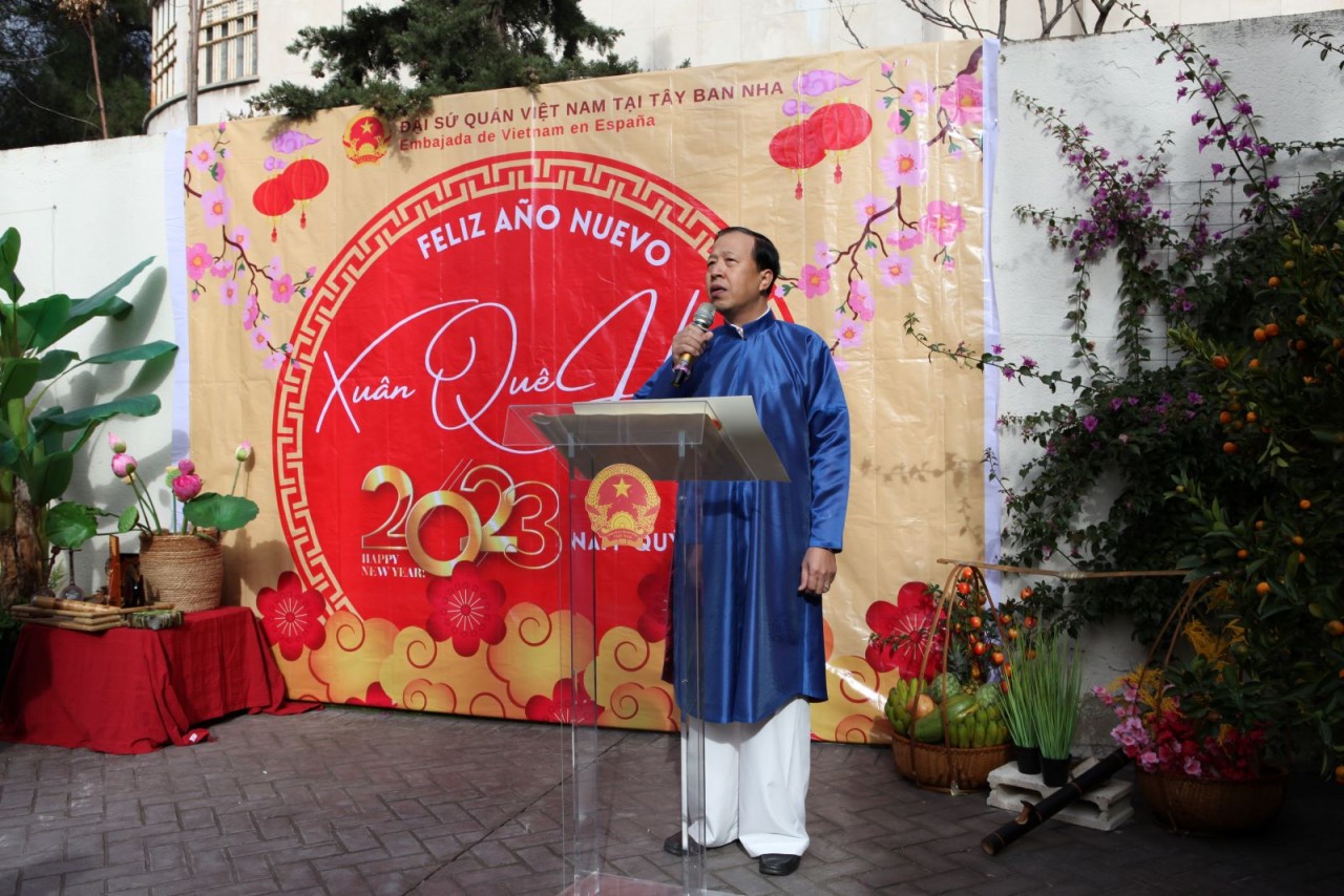 Cộng đồng người Việt Nam tại Tây Ban Nha vui Xuân đón Tết, gắn kết yêu thương