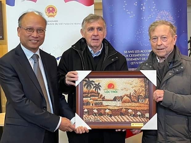 Kỷ niệm 50 năm ký kết Hiệp định Paris tại Pháp