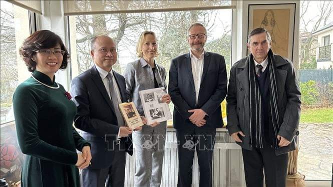 Kỷ niệm 50 năm ký kết Hiệp định Paris tại Pháp