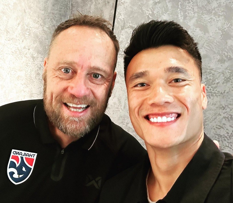 HLV Mano Polking bày tỏ nỗi nhớ TP Hồ Chí Minh và cảm ơn người hâm mộ Việt Nam HLV Mano Polking bày tỏ nỗi nhớ TP Hồ Chí Minh và cảm ơn người hâm mộ Việt Nam