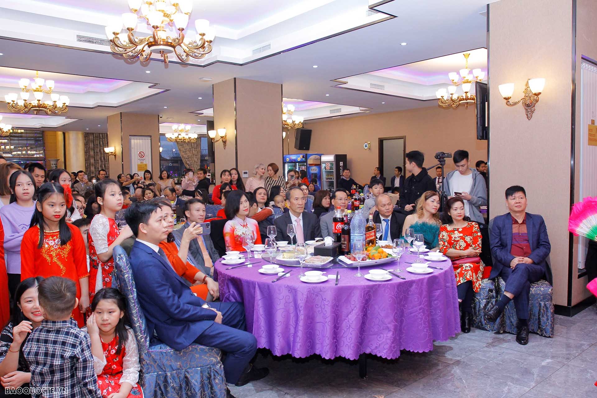 Cộng đồng người Việt Nam tại Romania đón Xuân Quê hương