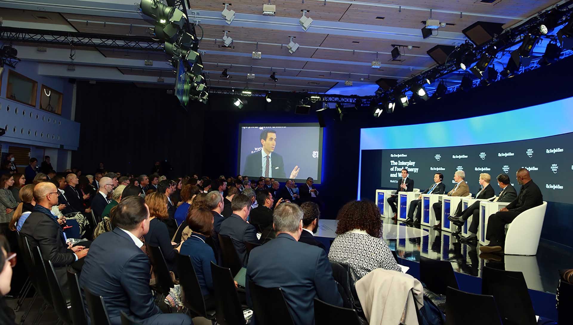 Phó Thủ tướng Trần Hồng Hà tiếp tục dự các hoạt động  trong khuôn khổ tham dự WEF Davos