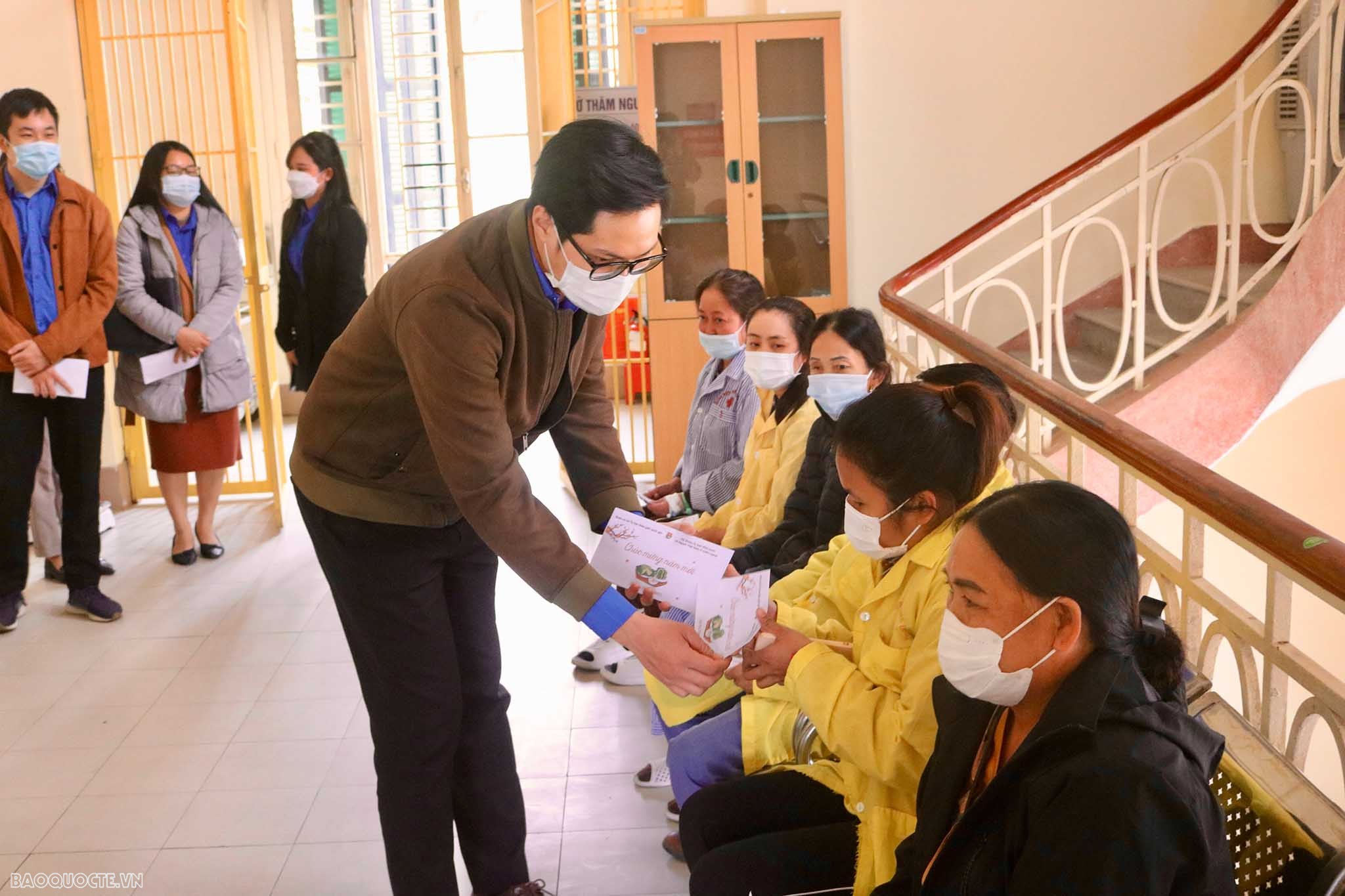 ‘Tết yêu thương 2023’ tại Bệnh viện phổi Trung ương