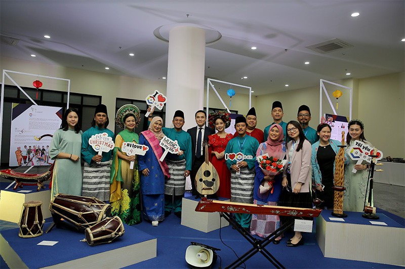 Nghệ sĩ C asean Consonant tỏa sáng tại Liên hoan Âm nhạc ASEAN 2022 Nghệ sĩ C asean Consonant tỏa sáng tại Liên hoan Âm nhạc ASEAN 2022